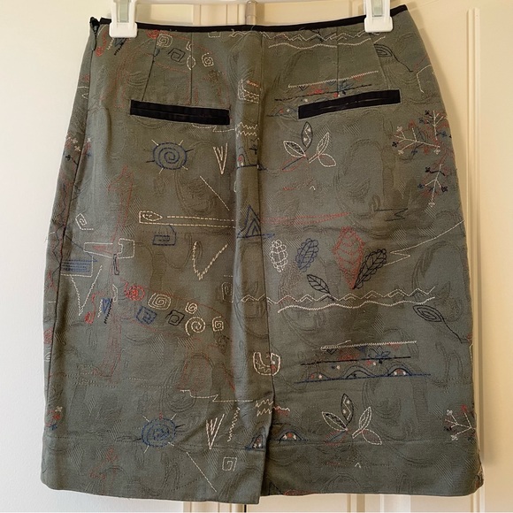 Anthropologie Pencil Skirt - embroidered and GORGEOUS - Dark green cotton size 0 - Picture 7 of 9